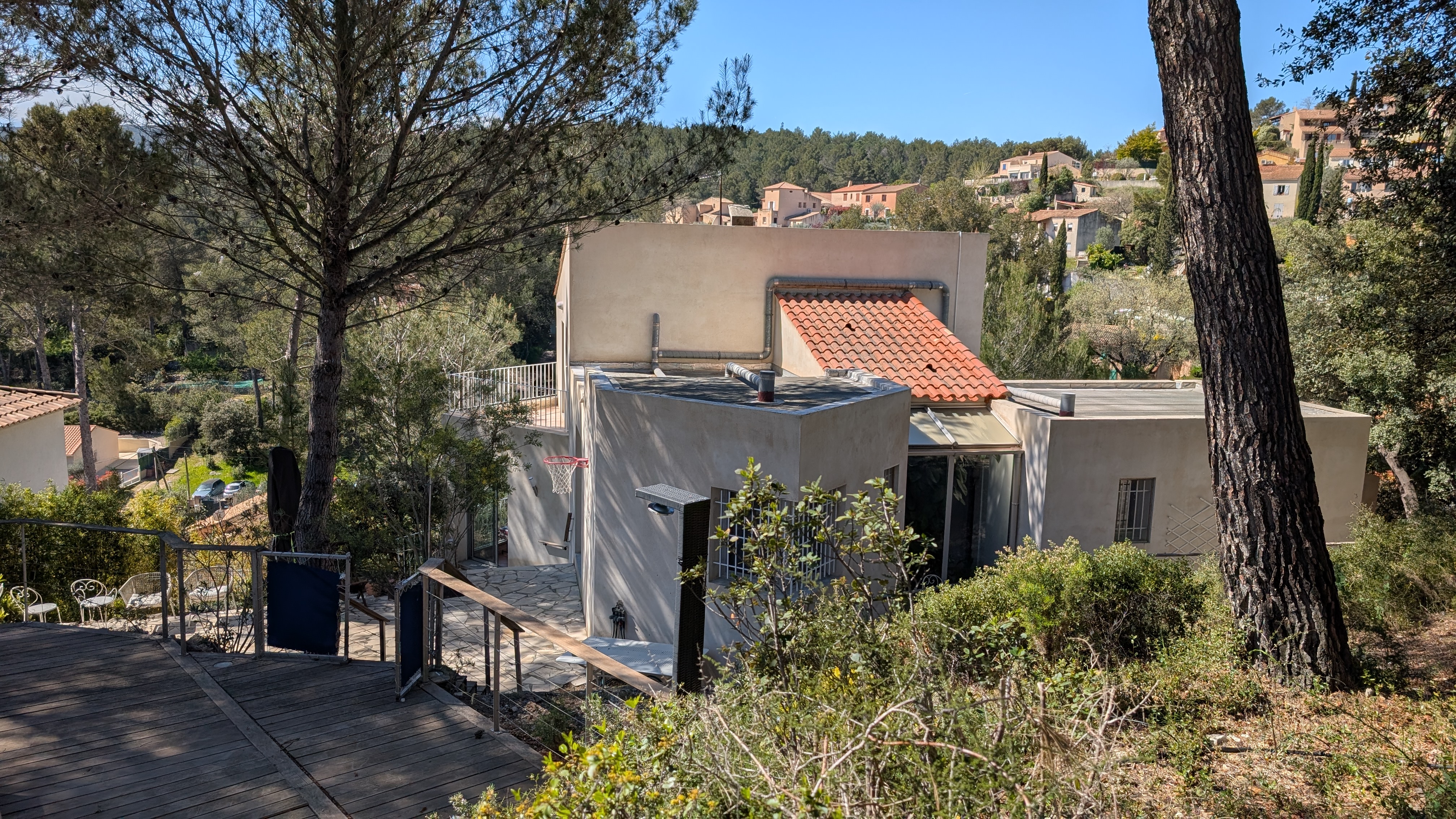 Façade de la Belle Peypinoise